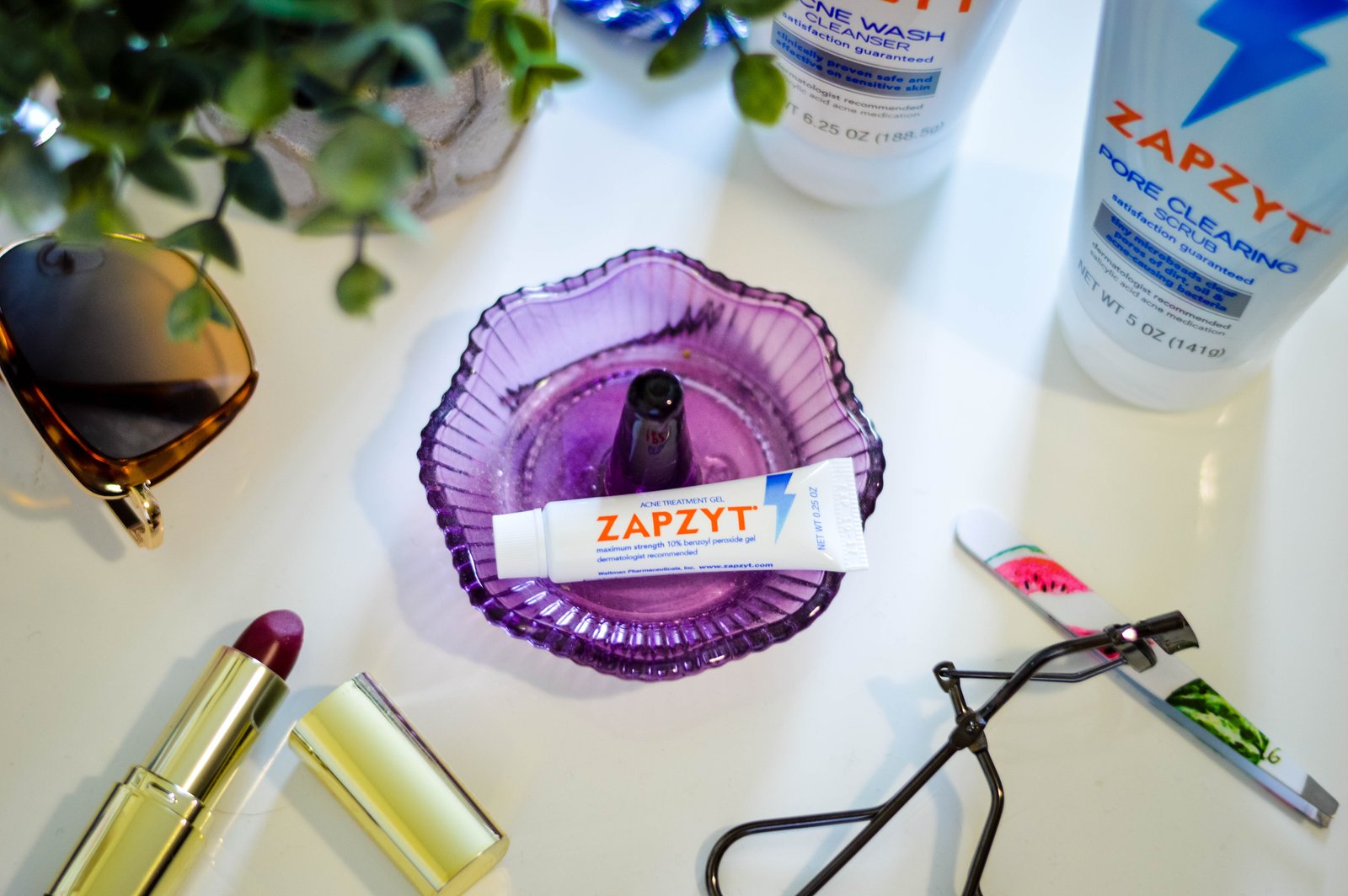 Looking for ways to improve your skin care routine and tips on how to reduce adult acne? Check out ZAPZYT products and these three other ways to help improve your skin! http://primp.in/z3STjBgmnq // #ad Hey There, Chelsie