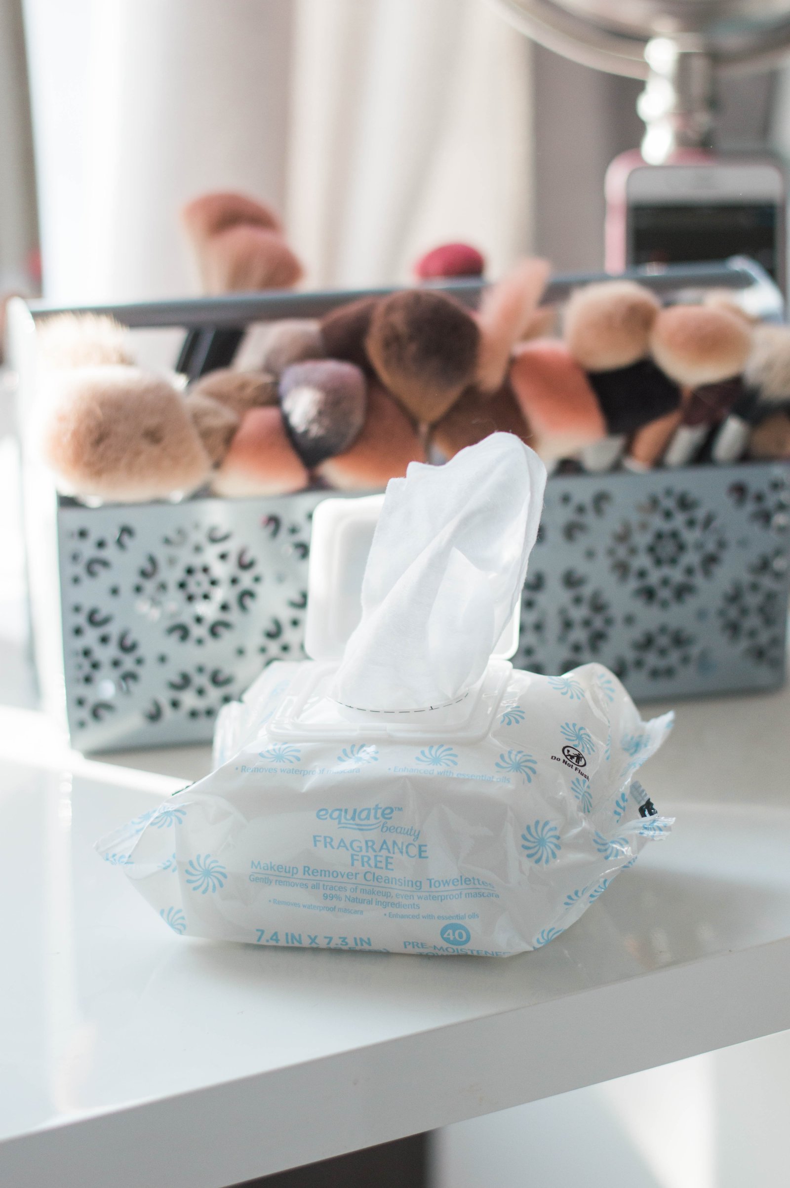 Sharing 3 Ways your can Simplify your Morning Beauty Routine; using the Equate Fragrance-Free Makeup Remover Towelettes will save you time AND money! // Hey There, Chelsie