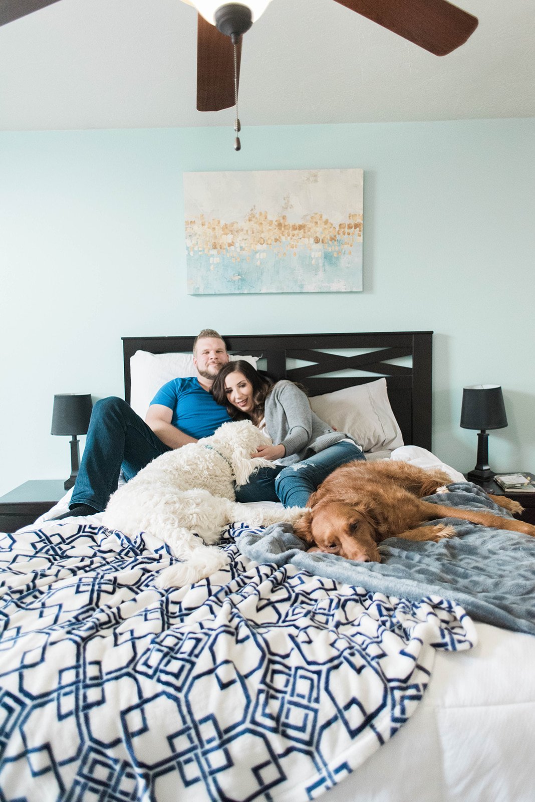 Couple Anniversary Shoot Photo Idea // Hey There, Chelsie