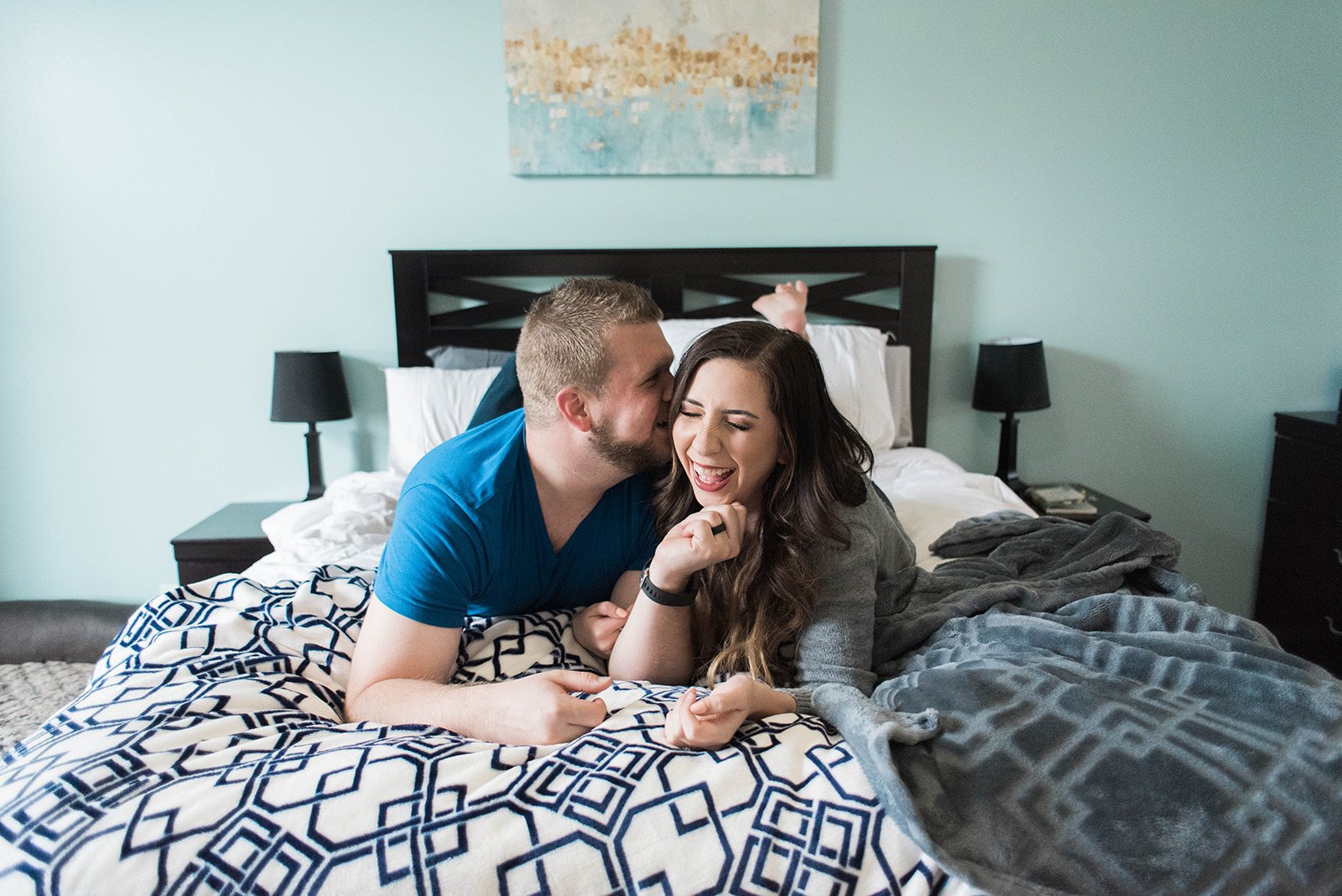 Couple Anniversary Shoot Photo Idea // Hey There, Chelsie