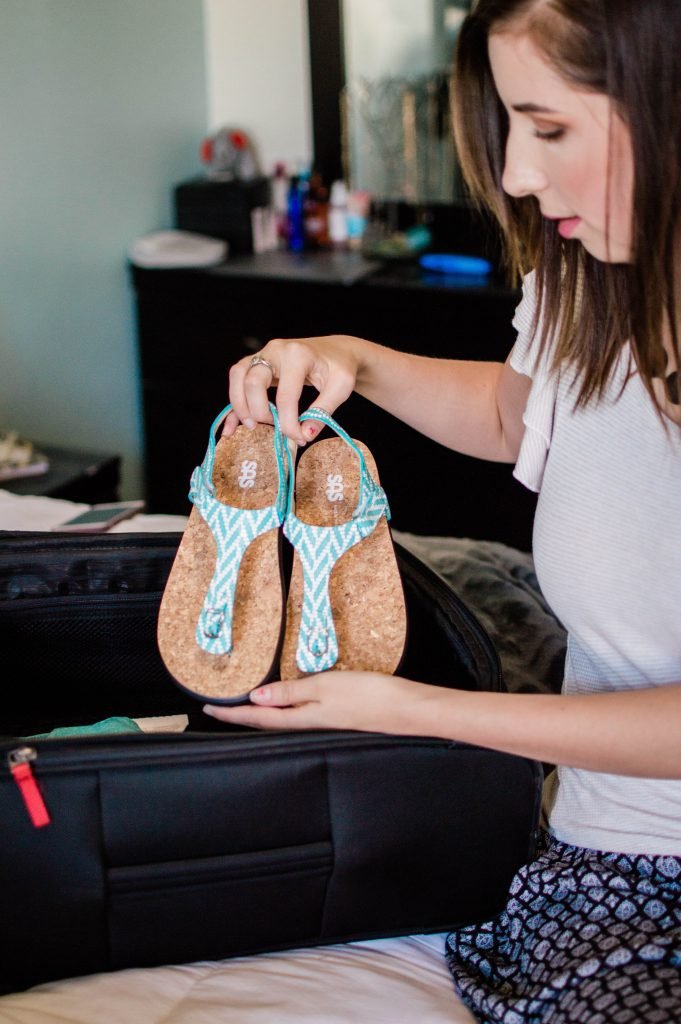 The Best Shoes for a Beach Vacation! SAS Shoes are perfect for a ocean beach vacation // Hey There, Chelsie