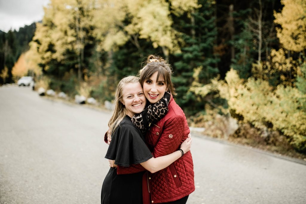 Best Blogging Investments to Make for your LIfestyle Blog - Utah Blogging photographer, Sadie Banks and Utah Lifestyle blogger, Chelsie, pose together in the Cottonwood Canyon in Utah // Hey There, Chelsie 