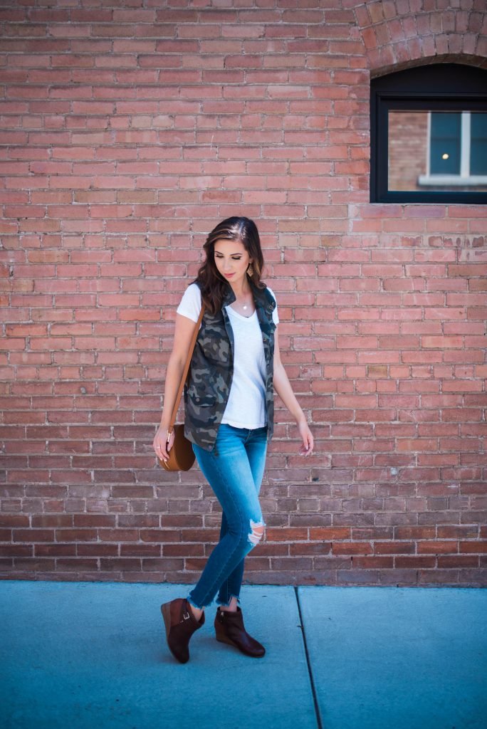 Summer to Fall Transitional Outfit idea. Early Fall outfit idea, how to wear a camo vest // Hey There, Chelsie