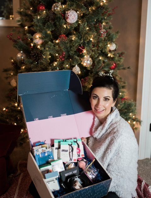 Holiday Party Must-Haves for this holiday season // #ad #partyprettybbox