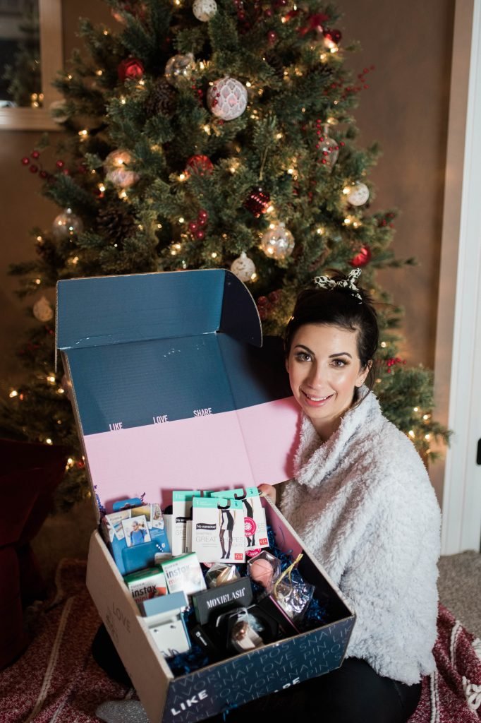 Holiday Party Must-Haves for this holiday season // #ad #partyprettybbox