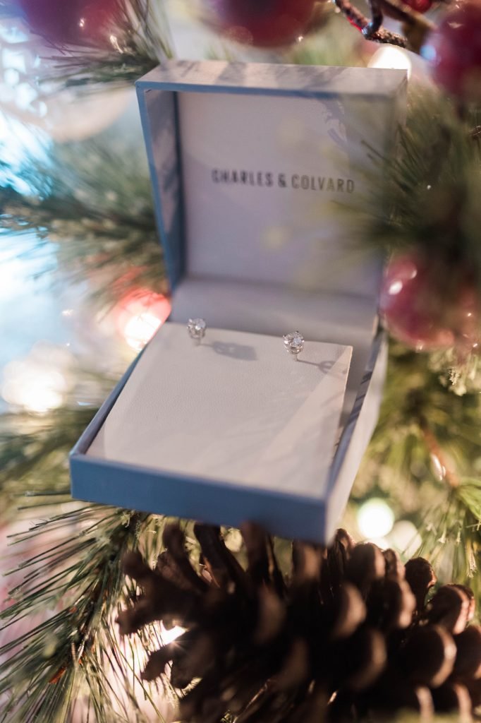 Essential Products for Holiday Parties // Hey There, Chelsie