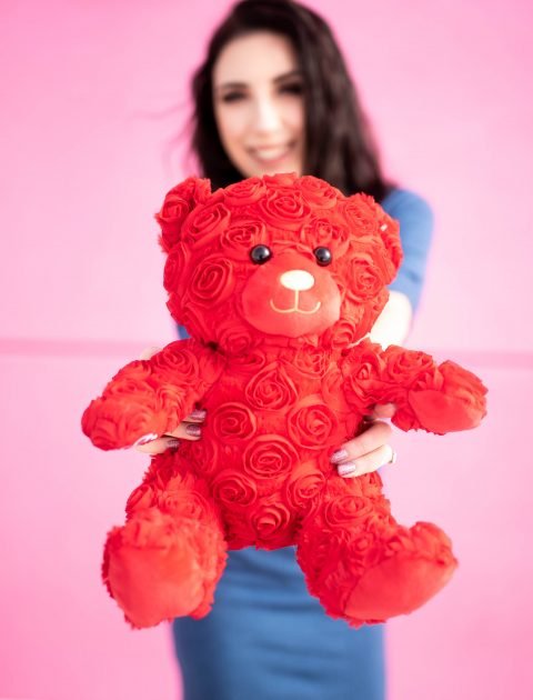 Build-A-Bear exclusive Rose Bear: the perfect gift for Galentine's Day! #ad #GalPalGift #CelBEARate #buildabear