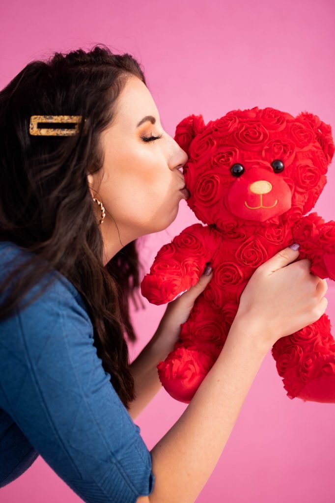 Build-A-Bear exclusive Rose Bear: the perfect gift for Galentine's Day! #ad #GalPalGift #CelBEARate #buildabear